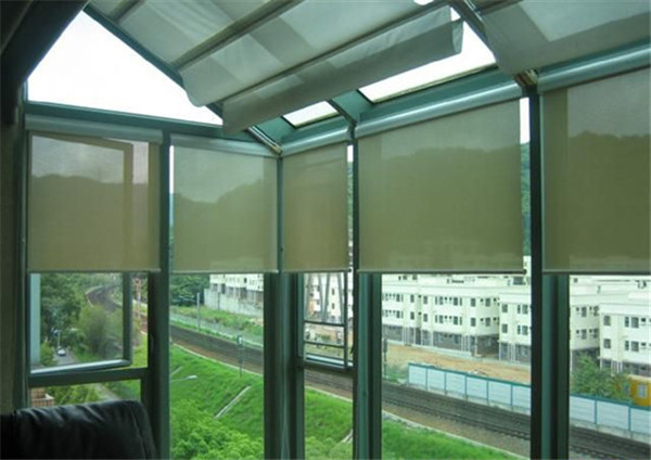 陽臺電動窗簾 陽臺電動窗簾